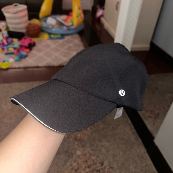 Lululemon Woman Running Hat Fast And Free - Picture 4 of 6